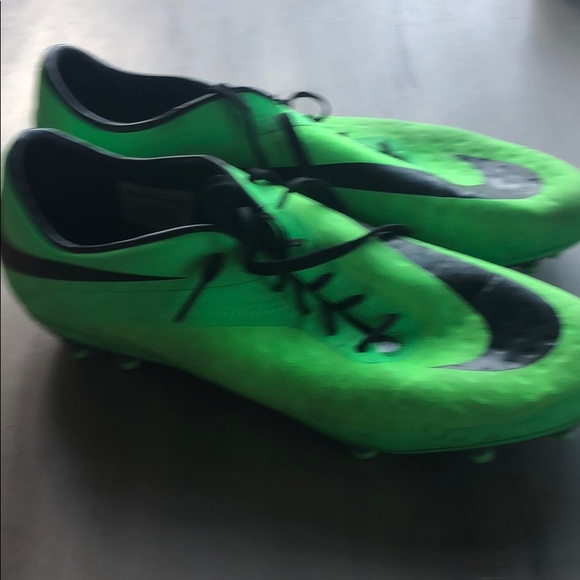 Nike hypervenom-Lime green - Picture 2 of 3
